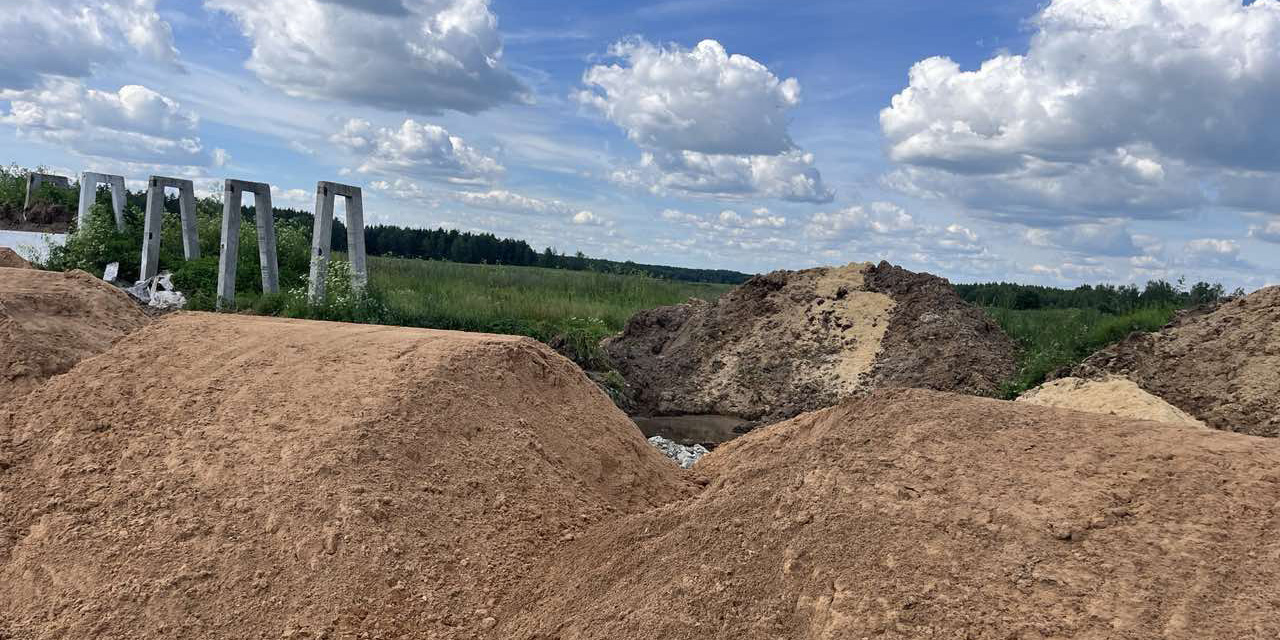 ОАО «Чаусский завод ЖБИ» началась горячая пора, строительство сенажных траншей